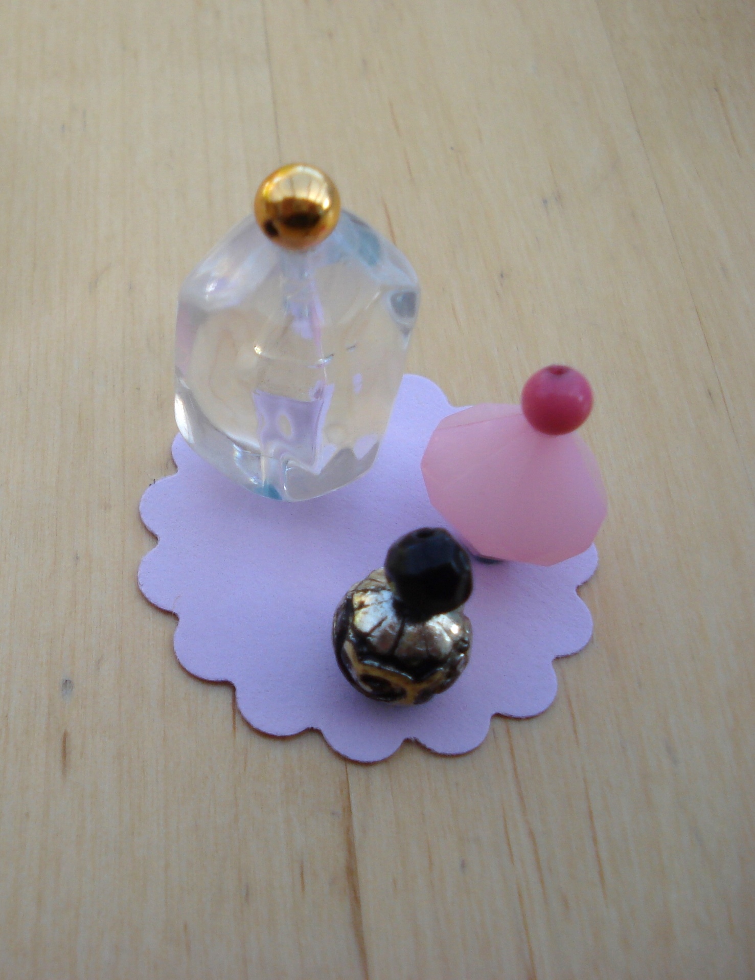 ENSEMBLE DE 3 MINI FLACONS DE PARFUMS rf 4 chelle poupes 29/3